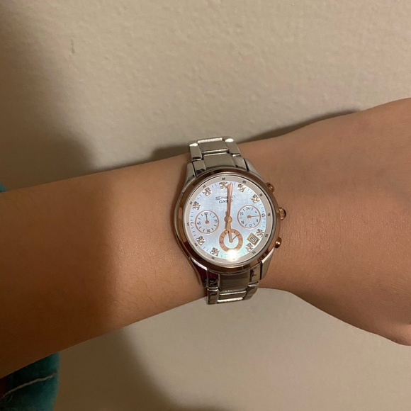 Casio watch - Picture 2 of 3